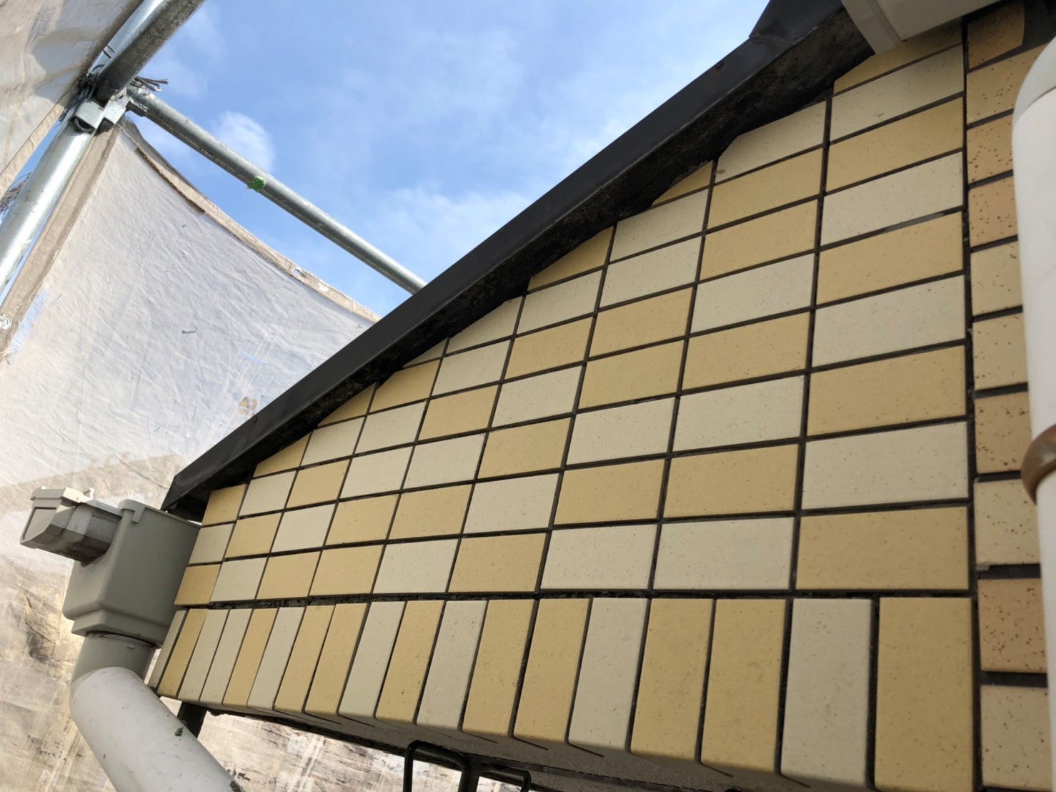 兵庫尼崎市 防水工事・塗装工事 外壁補修工事 甲斐田工業株式会社