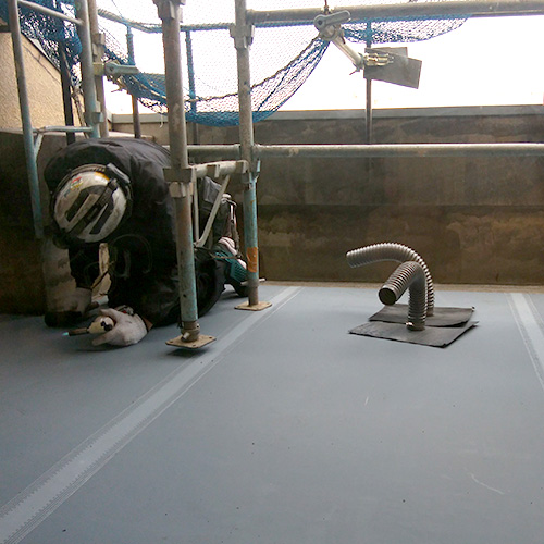 改修用ドレイン取付 兵庫尼崎市 甲斐田工業株式会社 防水工事・塗装工事 ウレタン塗膜防水施工